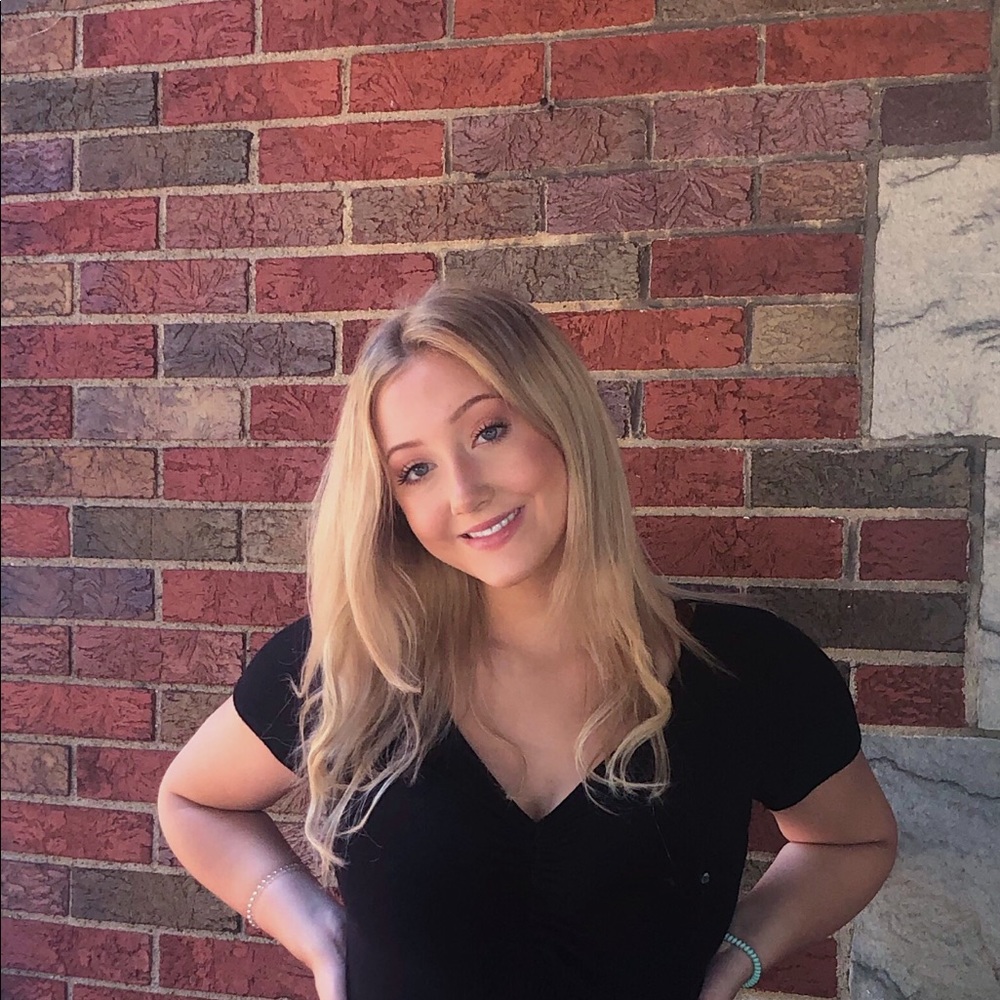 Meet your Posher, Ally